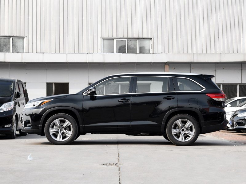 成都港通租车告诉您去西藏都需要带那些证件