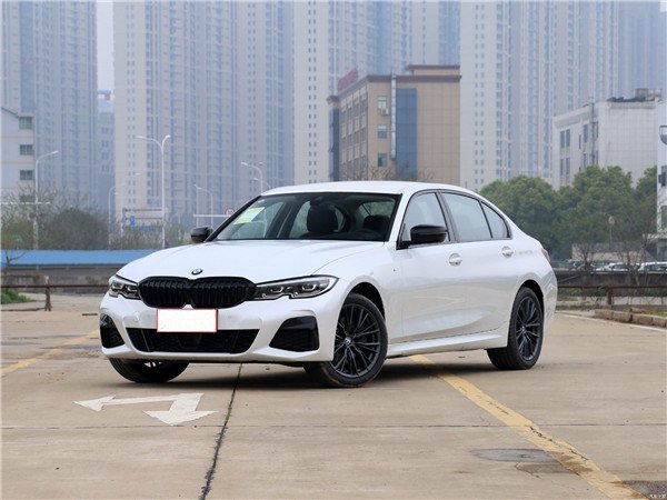情侣在成都租车适合租什么车型