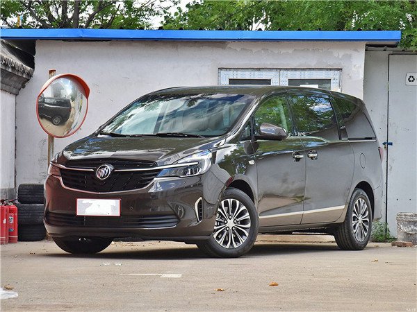 不带备胎车胎扎破后的解决方法