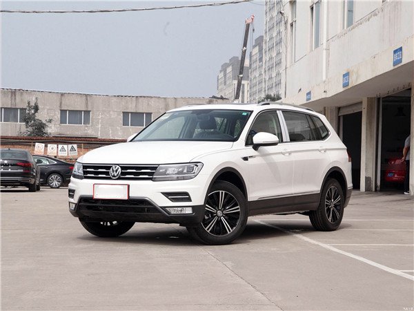 成都租越野车去拉萨要选择什么型号的越野车