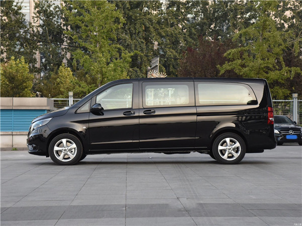 成都租车自驾听到异响时该怎么处理