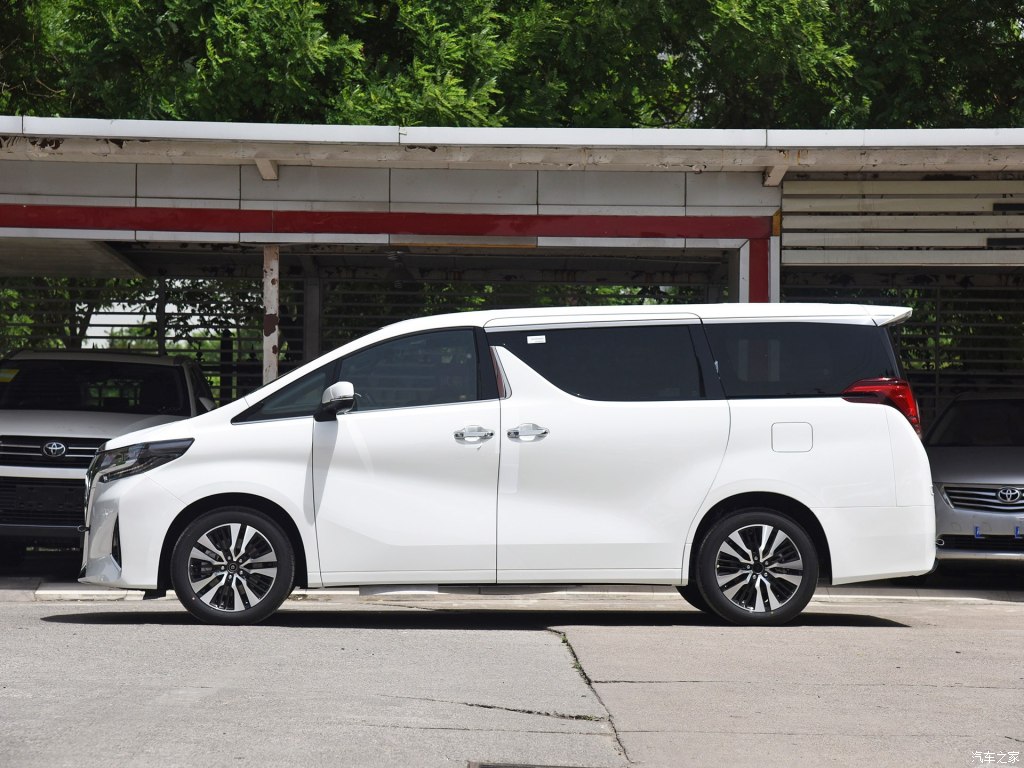 成都双流机场租车哪家便宜点（成都机场租车）